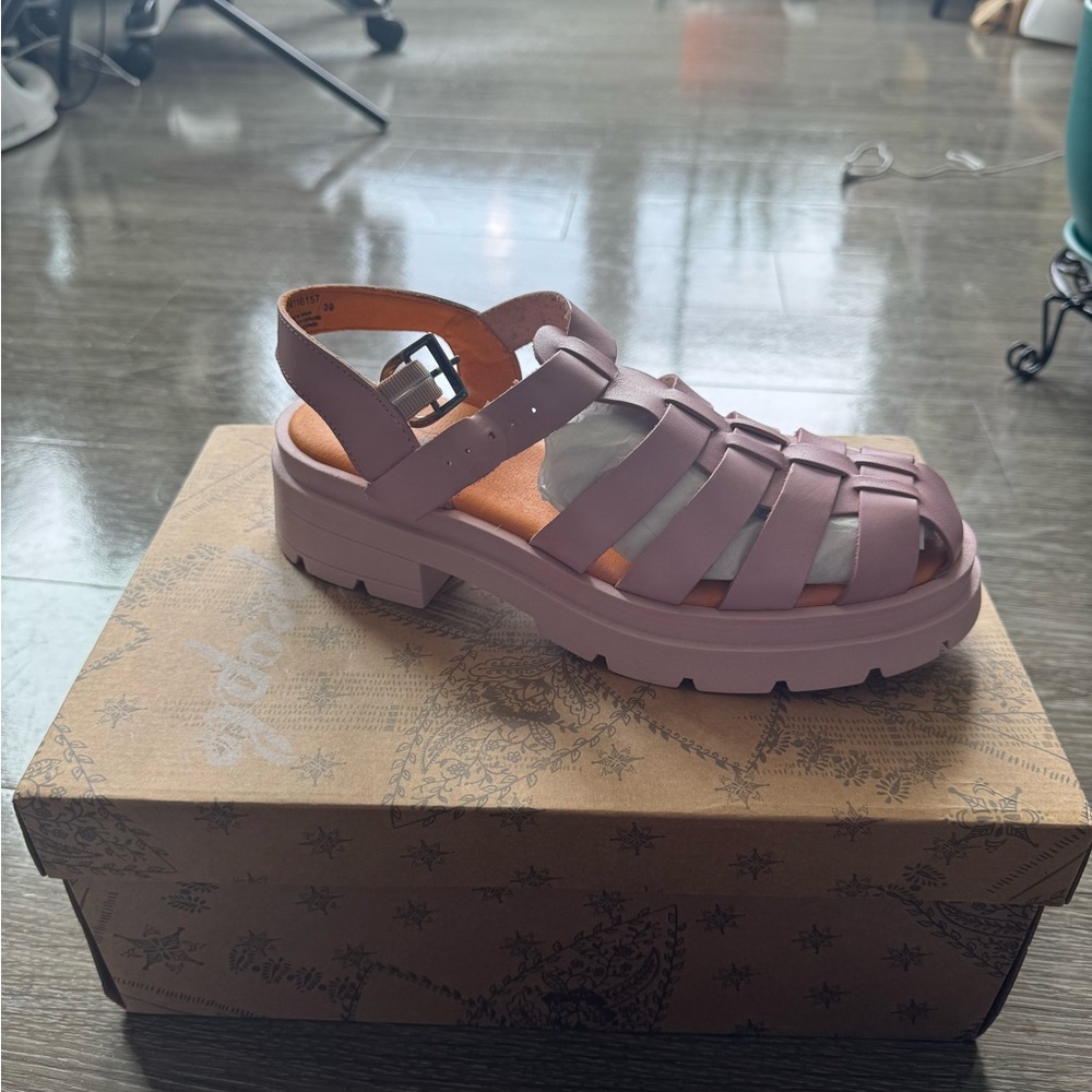 Free People Stylish Pink Sandals
